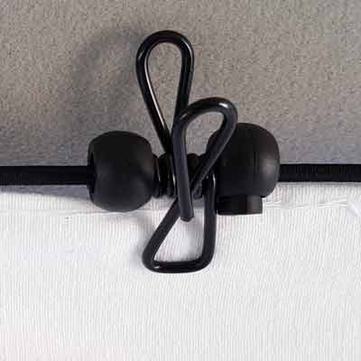 Zwicker mit doppelter Kordelklemme